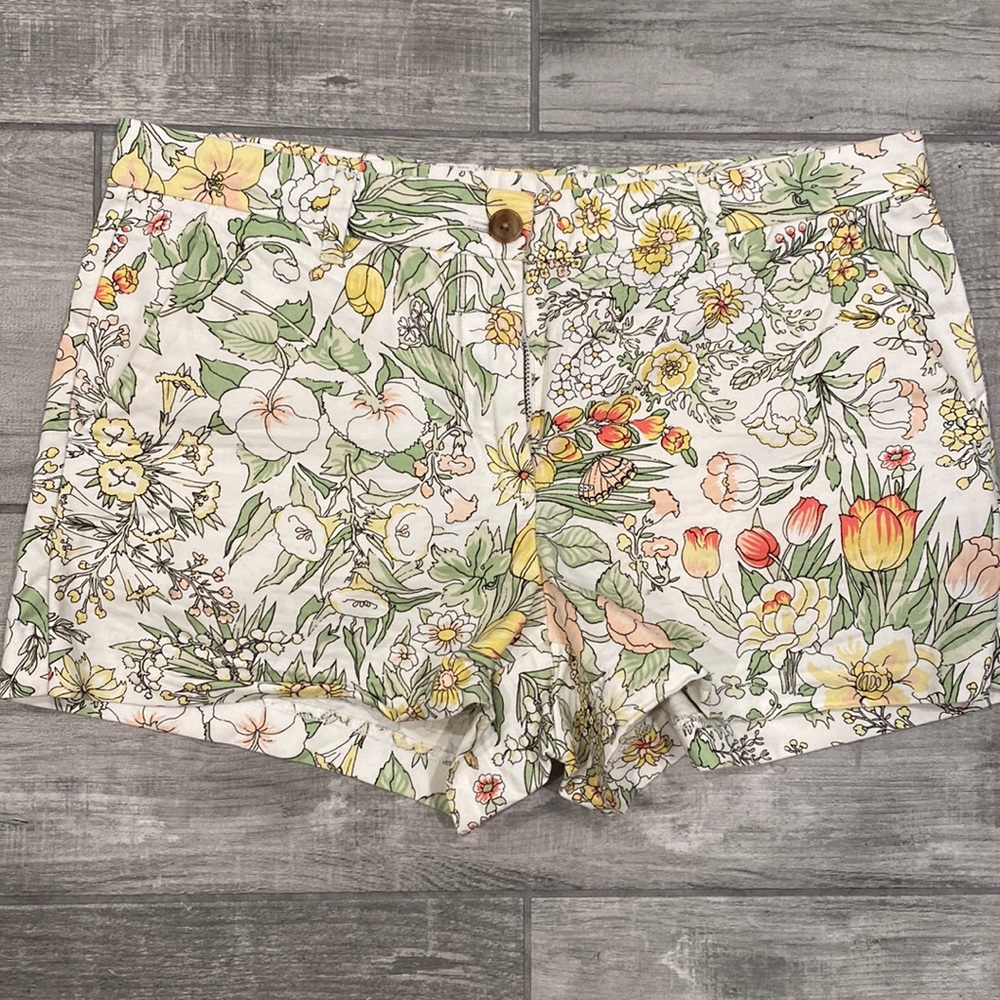 Gap Patterned cotton shorts
